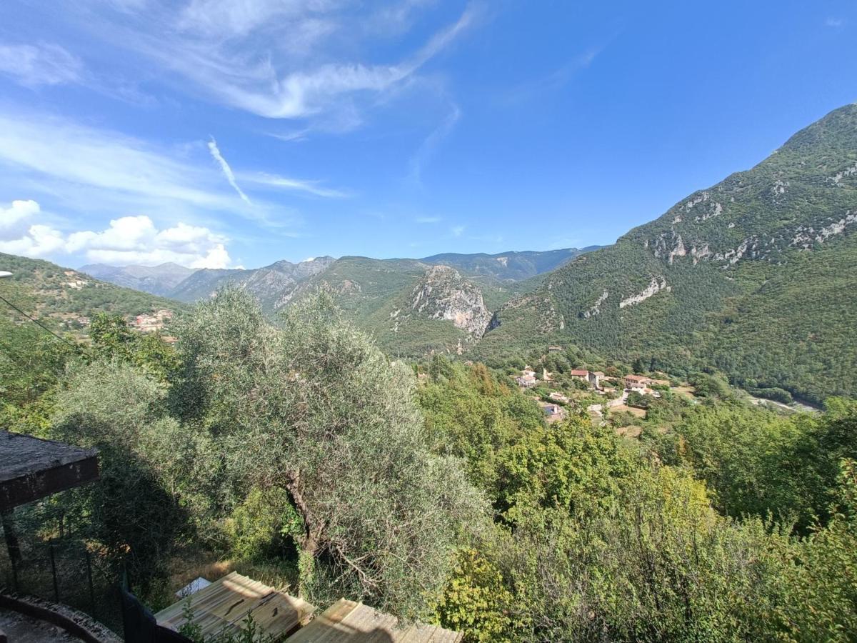 Appartement Privatise Dans Maison Utelle ภายนอก รูปภาพ