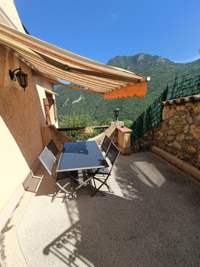 Appartement Privatise Dans Maison Utelle ภายนอก รูปภาพ